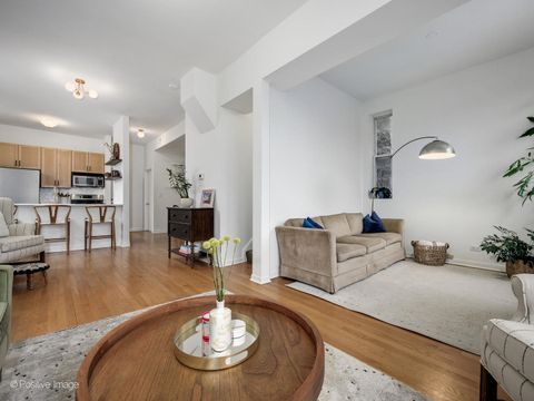 Tiny photo for 1409 W SUPERIOR Street #3F, Chicago, IL 60642 (MLS # 12576487)