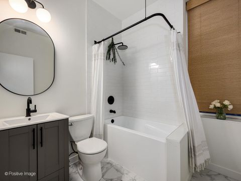 Tiny photo for 1409 W SUPERIOR Street #3F, Chicago, IL 60642 (MLS # 12576487)