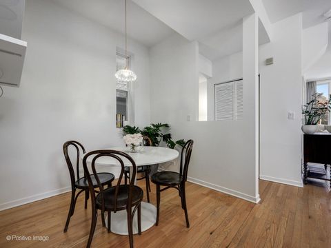 Tiny photo for 1409 W SUPERIOR Street #3F, Chicago, IL 60642 (MLS # 12576487)