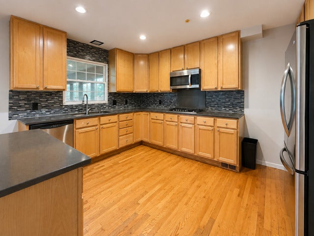 6582 Tealwood Drive