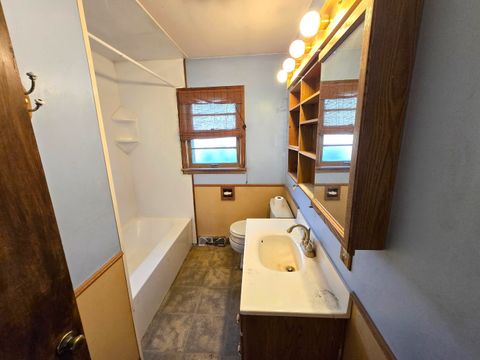 Tiny photo for 33 W 55th Street, Westmont, IL 60559 (MLS # 12603750)