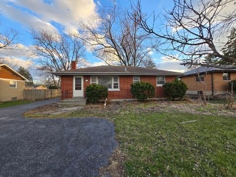 33 W 55th Street Westmont IL 60559