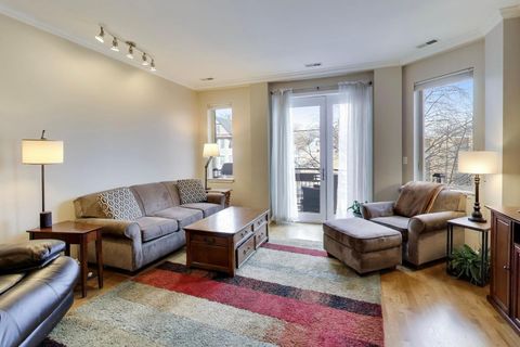 Tiny photo for 4950 N WESTERN Avenue #2C, Chicago, IL 60625 (MLS # 12562796)