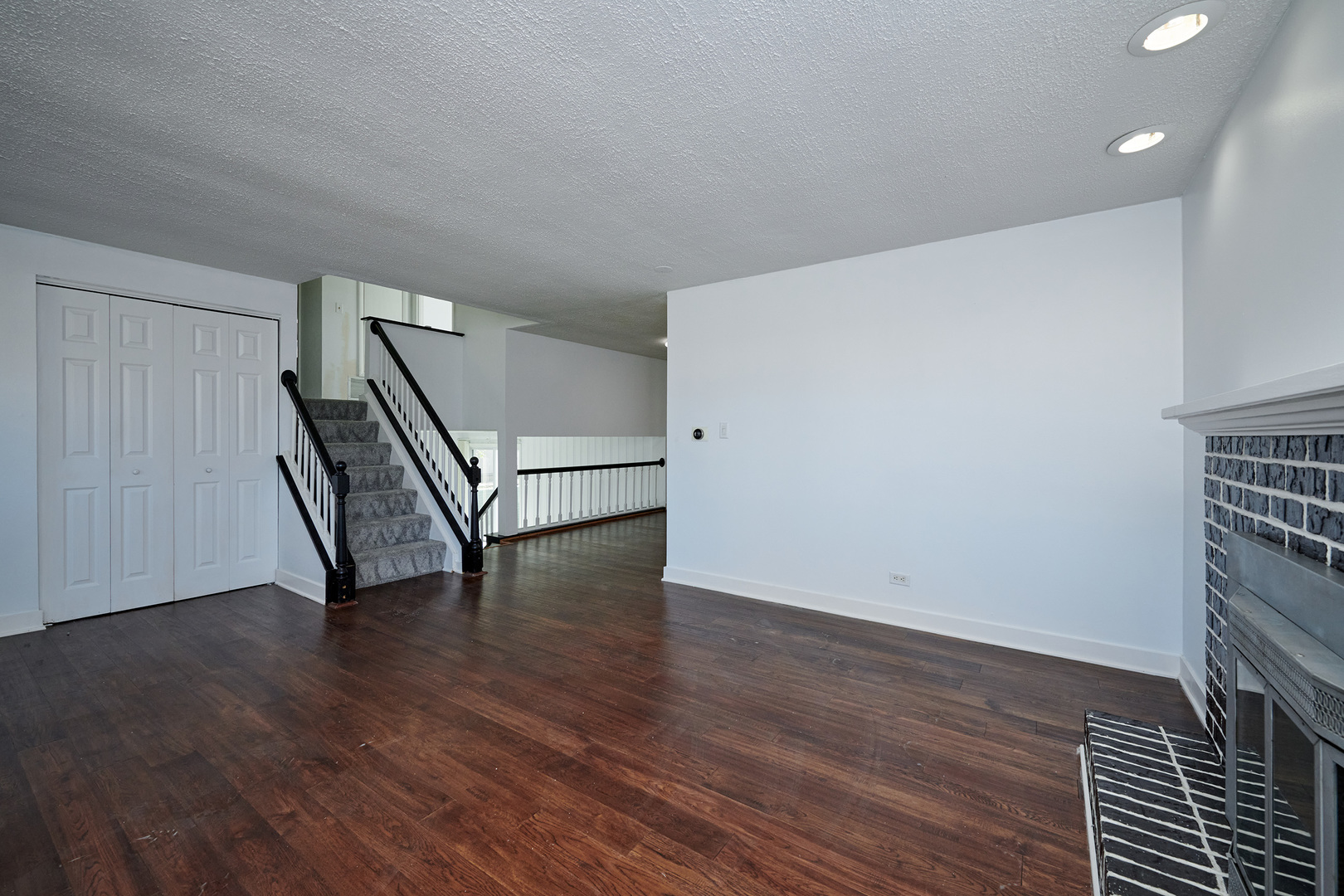 1613 Hartmann Drive