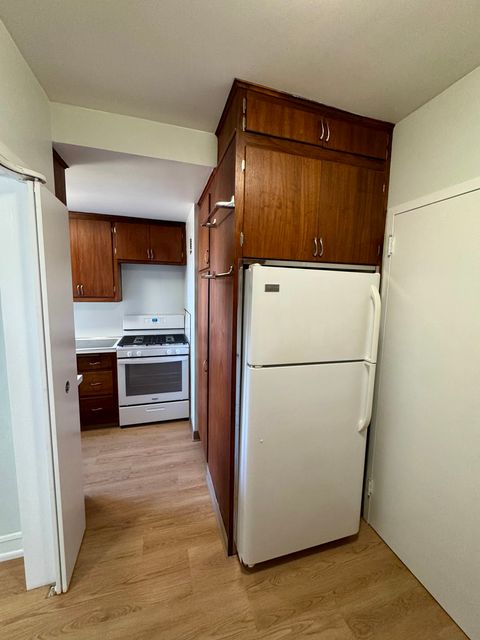 Tiny photo for 1585 Ridge Avenue #301, Evanston, IL 60201 (MLS # 12518882)