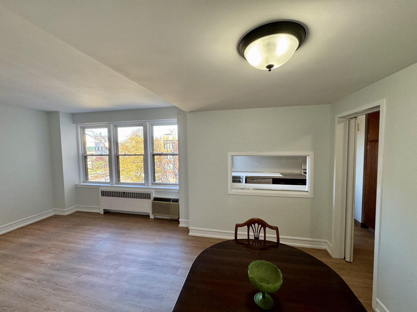 1585 Ridge Avenue 301