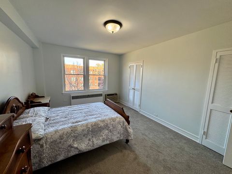 Tiny photo for 1585 Ridge Avenue #301, Evanston, IL 60201 (MLS # 12518882)