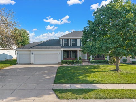 Tiny photo for 4637 E 49th Court, Davenport, IA 52807 (MLS # 12745185)