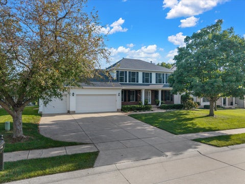 Tiny photo for 4637 E 49th Court, Davenport, IA 52807 (MLS # 12745185)