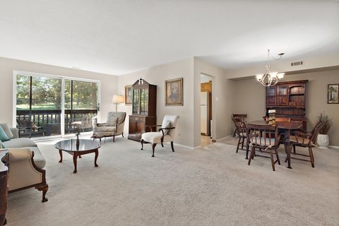 Tiny photo for 7737 W Golf Drive #201, Palos Heights, IL 60463 (MLS # 12469858)