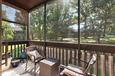 Tiny photo for 7737 W Golf Drive #201, Palos Heights, IL 60463 (MLS # 12469858)