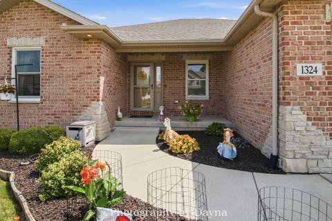 Tiny photo for 1324 Eagle Bluff Drive, Bourbonnais, IL 60914 (MLS # 12709634)