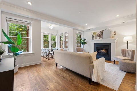 Tiny photo for 6454 N Bosworth Avenue #2A, Chicago, IL 60626 (MLS # 12776117)