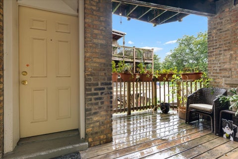 Tiny photo for 6454 N Bosworth Avenue #2A, Chicago, IL 60626 (MLS # 12776117)