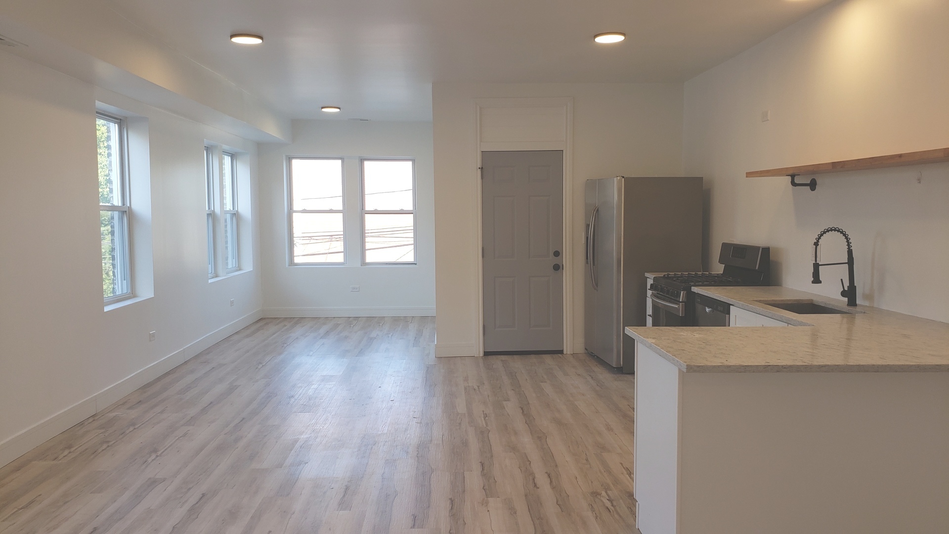1123 N Mozart Street 2