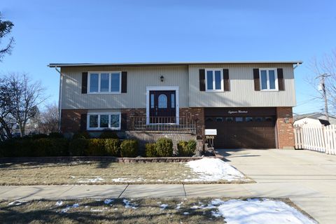 A home in Mount Prospect