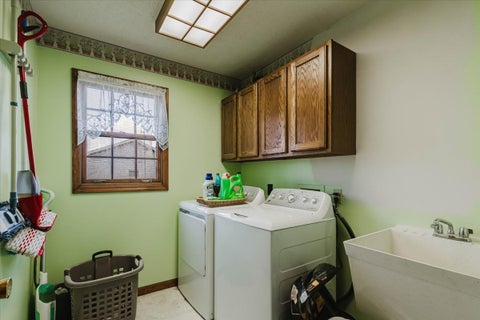 Tiny photo for 427 sunset Drive, Colfax, IL 61728 (MLS # 12772817)