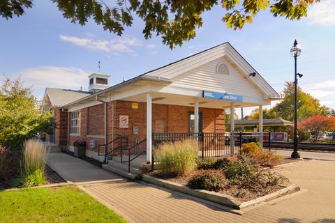 A home in Glen Ellyn