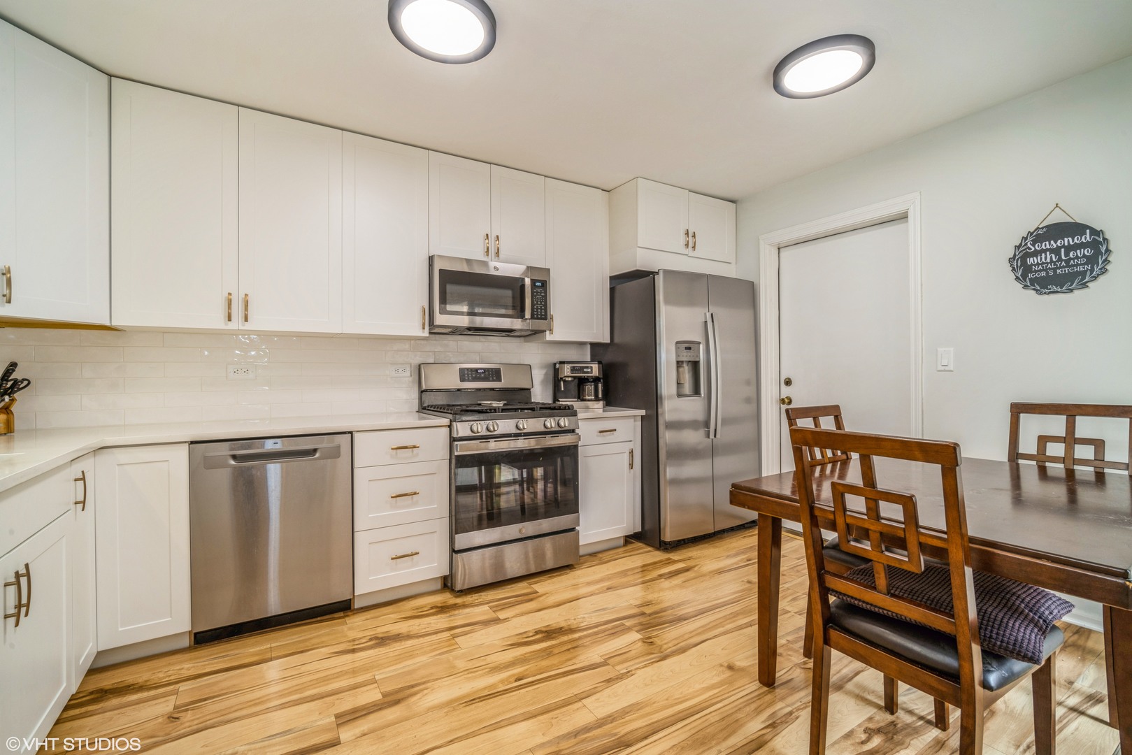 1260 Ranch View Court