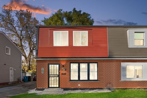 Photo of 415 W 16th Place, Chicago Heights, IL 60411 (MLS # 12515160)