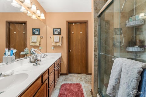 Tiny photo for 506 Bede Circle, North Aurora, IL 60542 (MLS # 12738049)