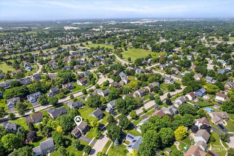 Tiny photo for 506 Bede Circle, North Aurora, IL 60542 (MLS # 12738049)