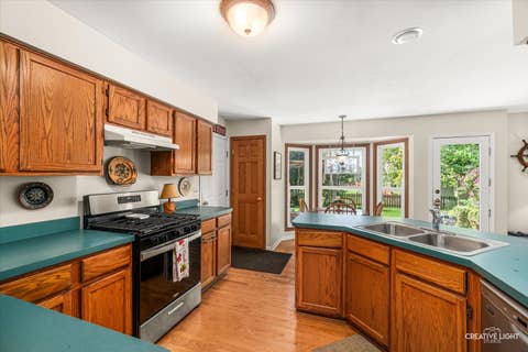 Tiny photo for 506 Bede Circle, North Aurora, IL 60542 (MLS # 12738049)