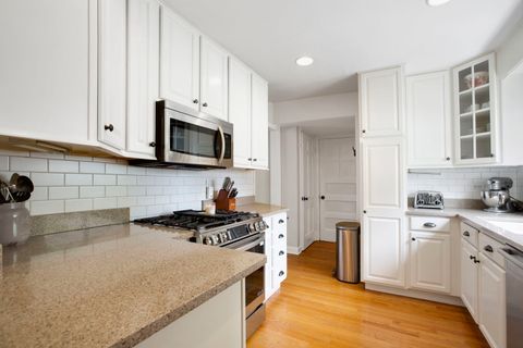 Tiny photo for 1005 N Race Avenue, Arlington Heights, IL 60004 (MLS # 12679840)