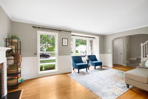 Tiny photo for 1005 N Race Avenue, Arlington Heights, IL 60004 (MLS # 12679840)