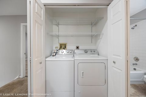 Tiny photo for 313 CROMWELL Court, Westmont, IL 60559 (MLS # 12532673)