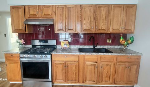 Tiny photo for 1105 Assell Avenue, Aurora, IL 60505 (MLS # 12617950)