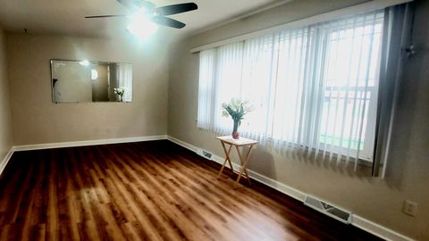 Tiny photo for 1105 Assell Avenue, Aurora, IL 60505 (MLS # 12617950)