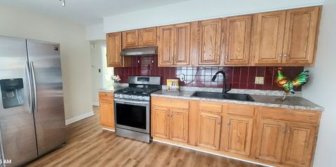 Tiny photo for 1105 Assell Avenue, Aurora, IL 60505 (MLS # 12617950)