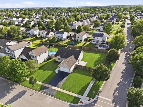 Tiny photo for 805 Thorn Creek Drive, Joliet, IL 60436 (MLS # 12677311)