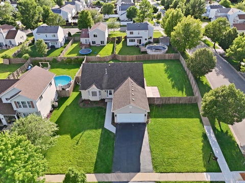 Tiny photo for 805 Thorn Creek Drive, Joliet, IL 60436 (MLS # 12677311)