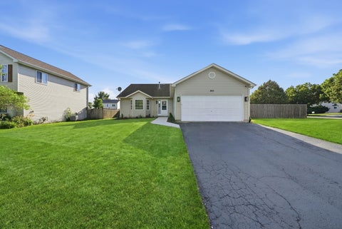 Photo of 805 Thorn Creek Drive, Joliet, IL 60436 (MLS # 12677311)