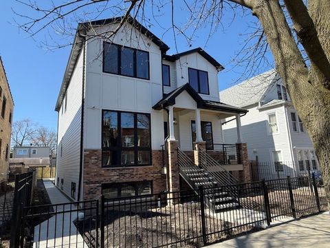 Tiny photo for 4242 N Sacramento Avenue, Chicago, IL 60618 (MLS # 12592143)