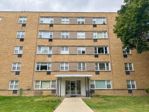 2035 W Granville Avenue C414 Chicago IL 60659