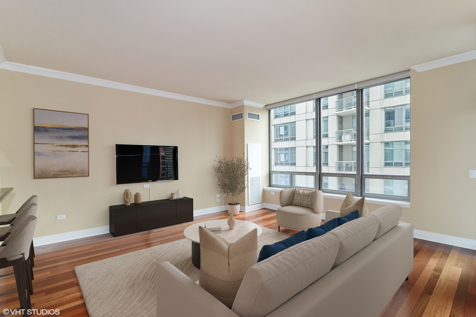 600 N Lake Shore Drive 3402