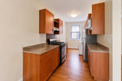 Tiny photo for 7023.5 N Sheridan Road #2N, Chicago, IL 60626 (MLS # 12671739)