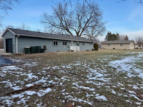 Tiny photo for 1811 West Main Street, Sleepy Hollow, IL 60118 (MLS # 12566038)