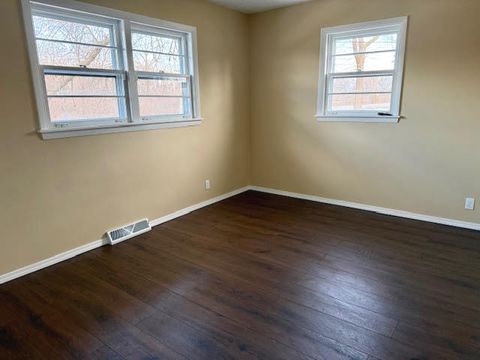 Tiny photo for 1811 West Main Street, Sleepy Hollow, IL 60118 (MLS # 12566038)