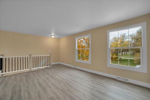 Tiny photo for 1295 Pearl Avenue #D, Glendale Heights, IL 60139 (MLS # 12548208)