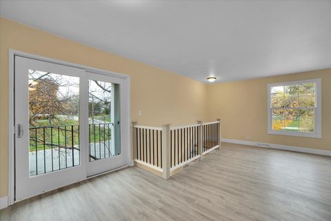 Tiny photo for 1295 Pearl Avenue #D, Glendale Heights, IL 60139 (MLS # 12548208)