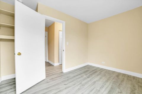 Tiny photo for 1295 Pearl Avenue #D, Glendale Heights, IL 60139 (MLS # 12548208)