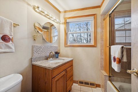 Tiny photo for 843 S Brainard Avenue, La Grange, IL 60525 (MLS # 12577531)