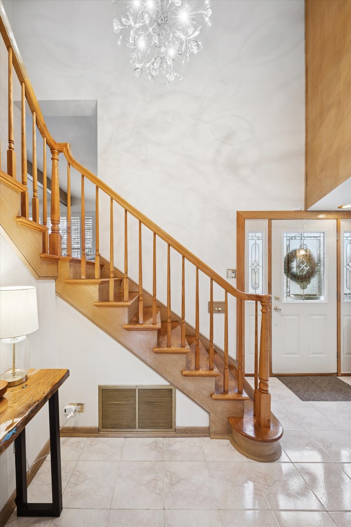 843 S Brainard Avenue