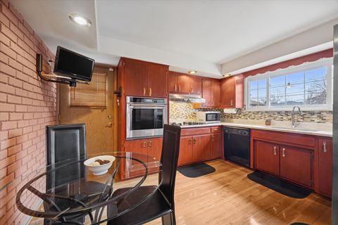 Tiny photo for 843 S Brainard Avenue, La Grange, IL 60525 (MLS # 12577531)