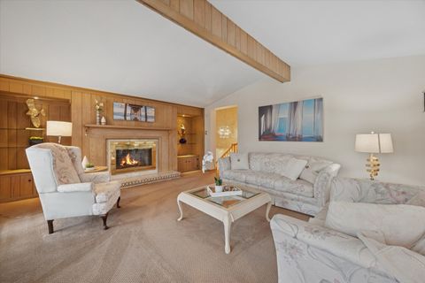 Tiny photo for 843 S Brainard Avenue, La Grange, IL 60525 (MLS # 12577531)