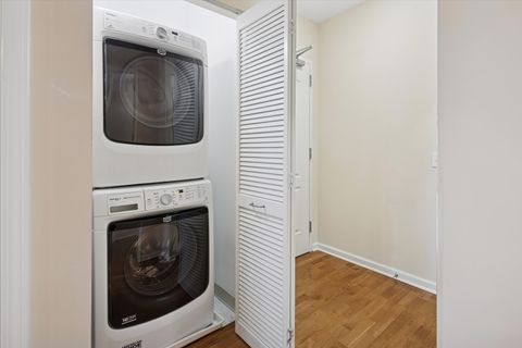 Tiny photo for 125 S JEFFERSON Street #2806, Chicago, IL 60661 (MLS # 12486070)